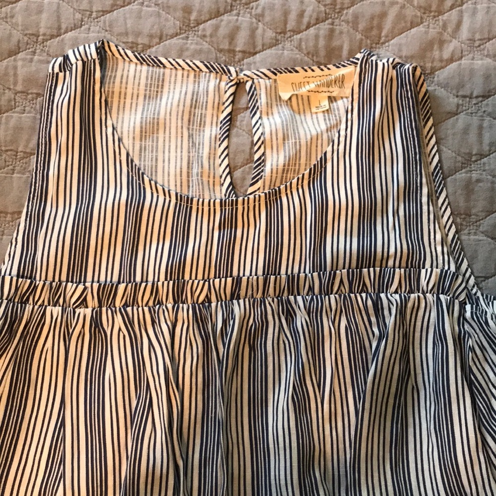 Cold shoulder top